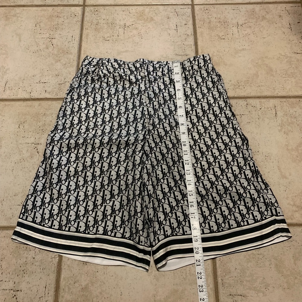 Authentic Vintage DIOR Oblique Logo Monogram Silk Shorts Made in Italy Size 48 - Picture 4 of 7